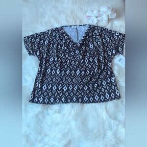89th & Madison Blouse Size Large